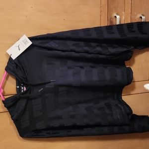 Puma top